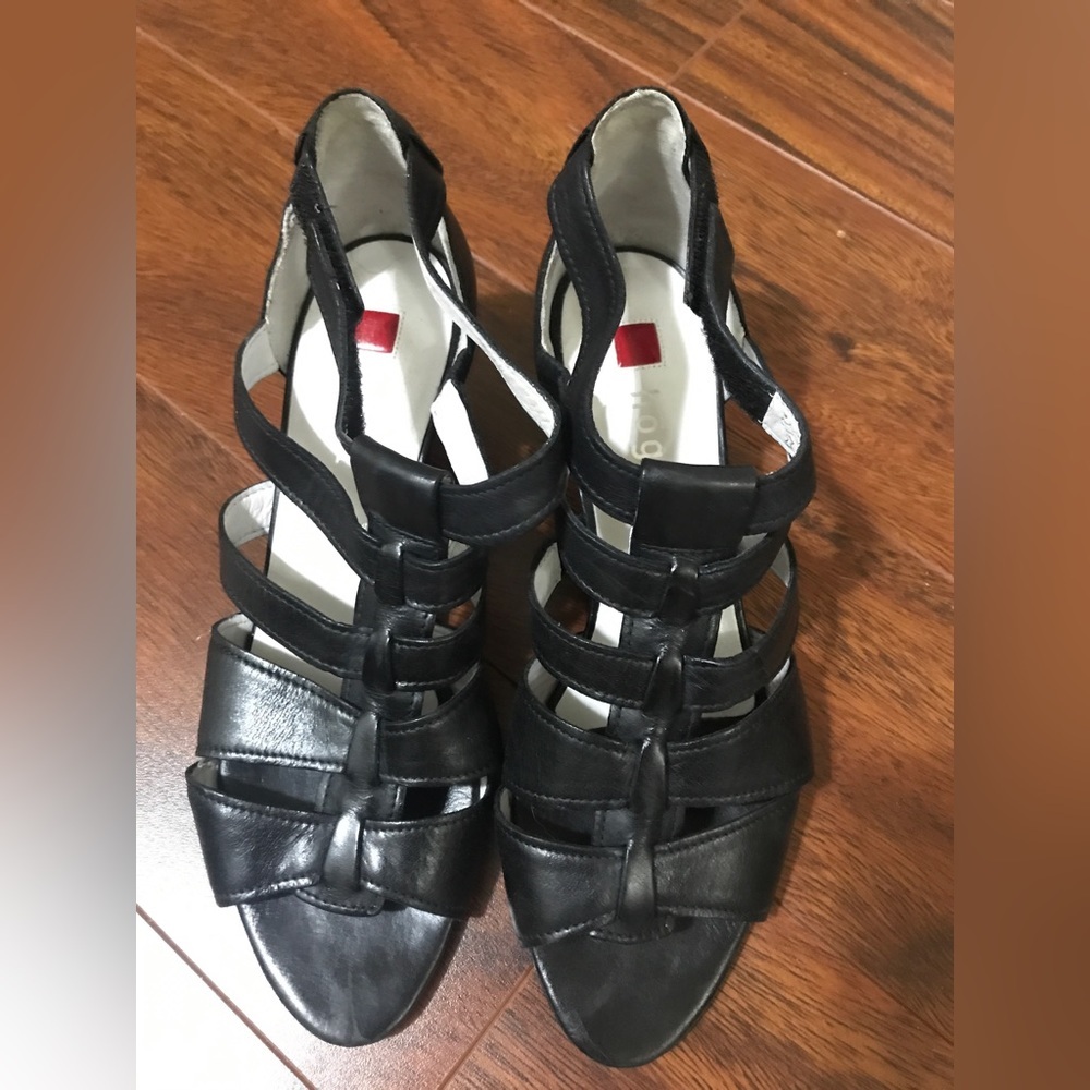Hogl gladiator heels - equivalent of women’s size 7.5 - Picture 3 of 5